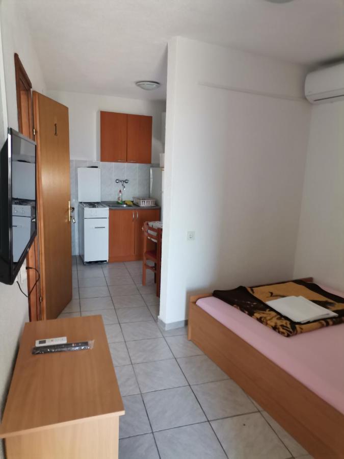 Danijela Apartment Nin Bagian luar foto