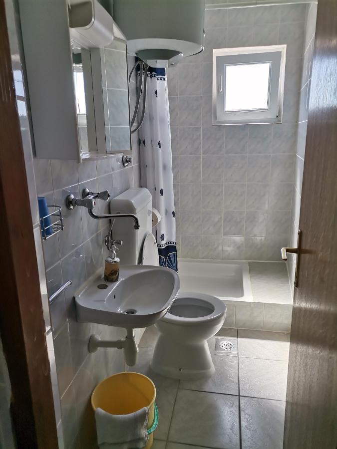 Danijela Apartment Nin Bagian luar foto